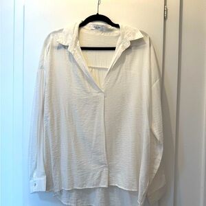 Carly Jean Lightweight Collared Top